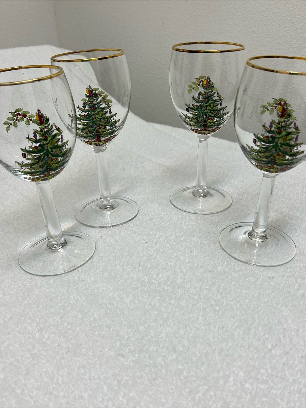 Spode Christmas wine glasses with Santa and tree design Set of 4